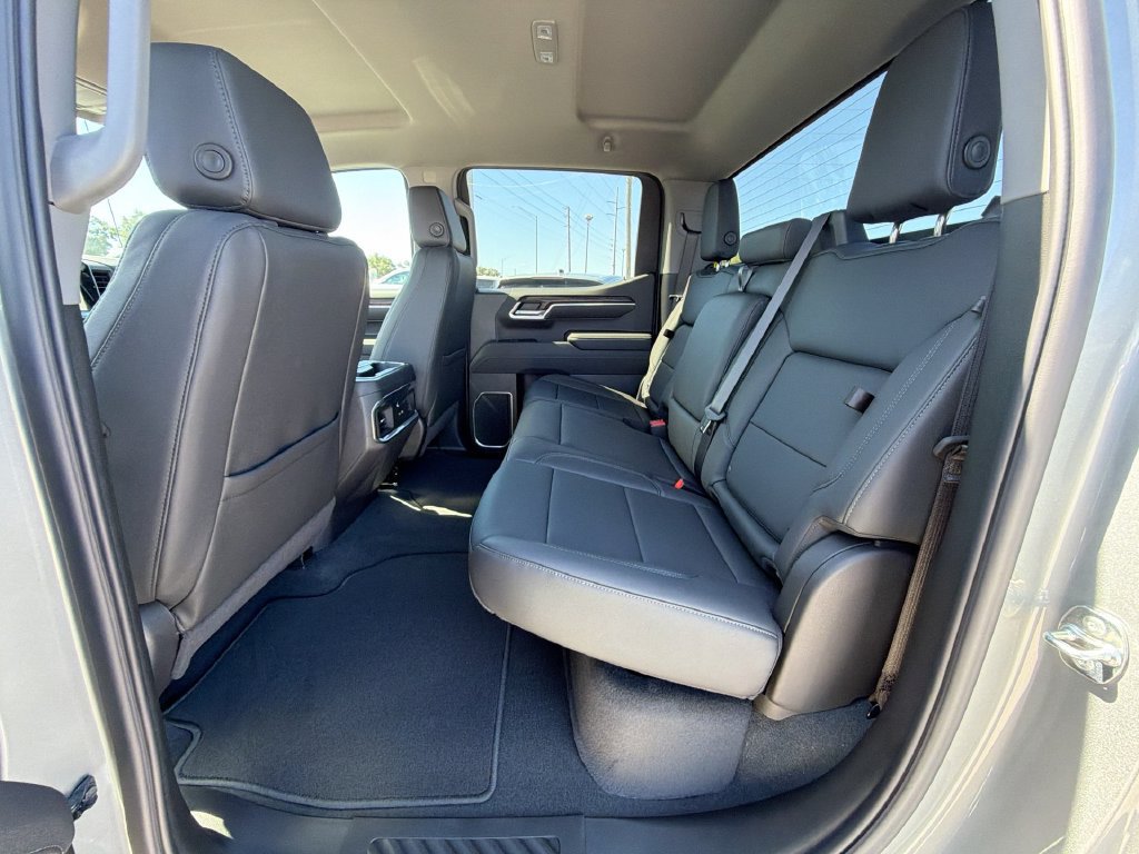 New 2026 GMC Sierra 1500 SLT w/ SLT Premium Package AWD/4WD image 23