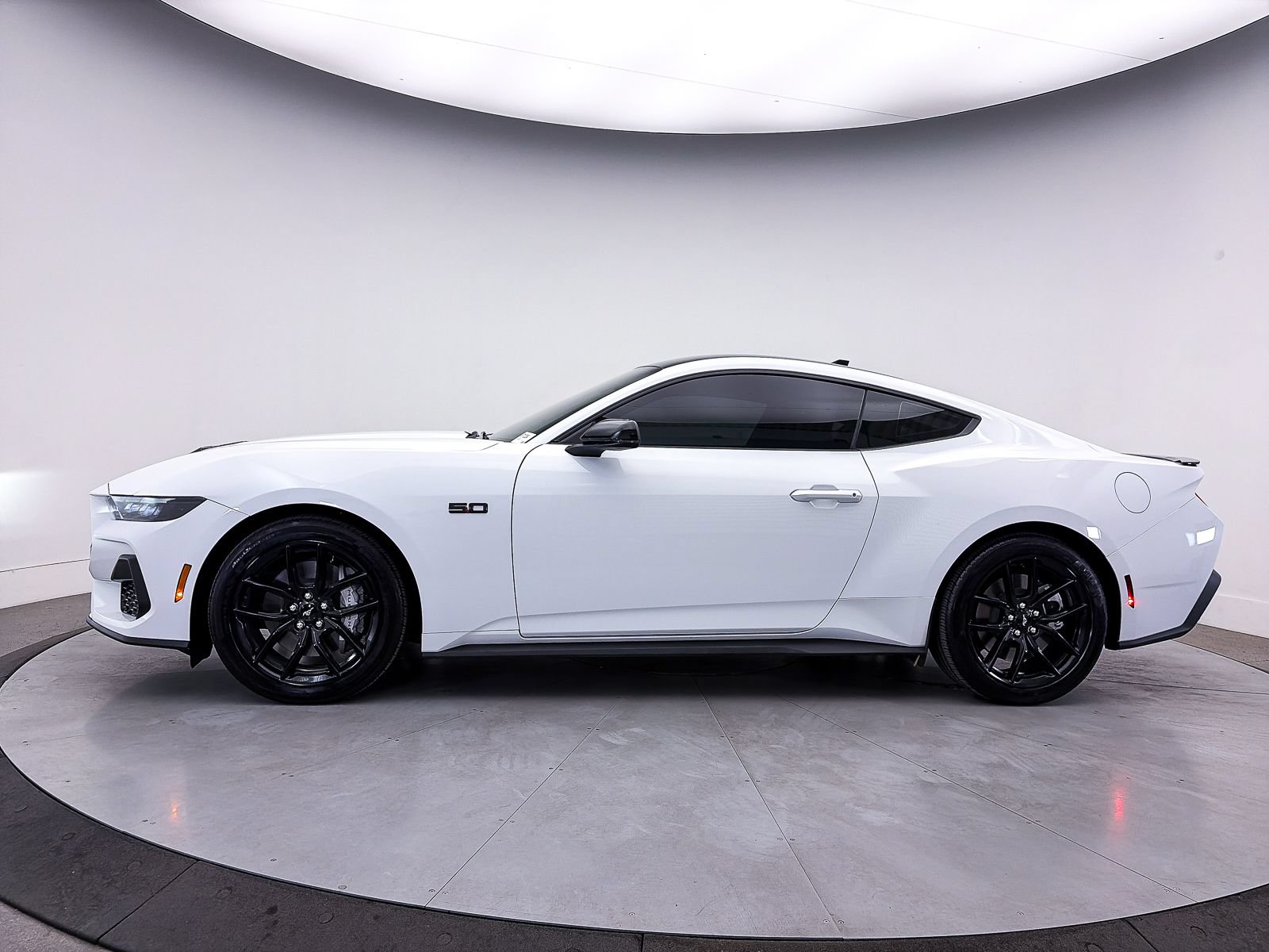 Used 2025 Ford Mustang GT Premium RWD image 49