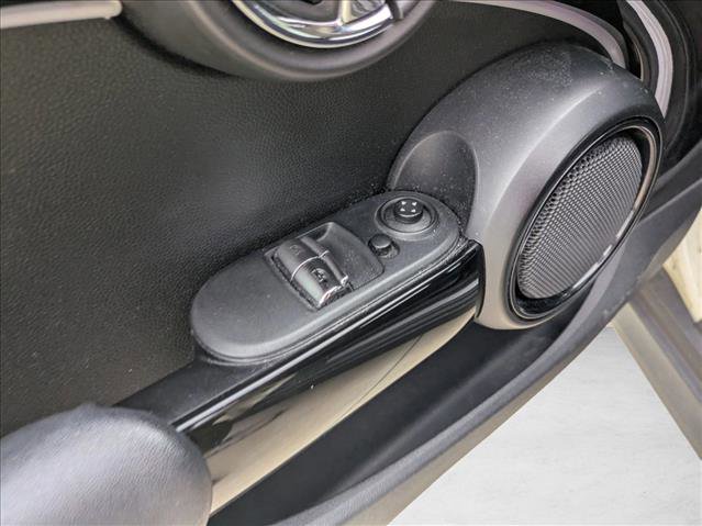 Used 2016 MINI Cooper 2-Door Hardtop image 12