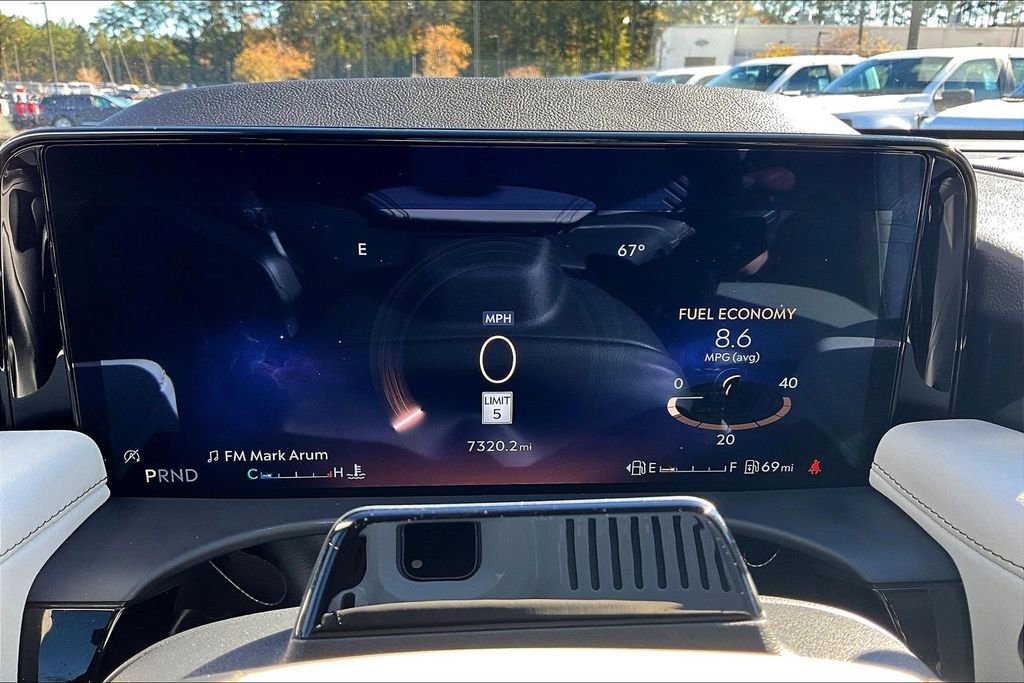 Used 2025 Lincoln Aviator Reserve w/ Jet Appearance Package image 20