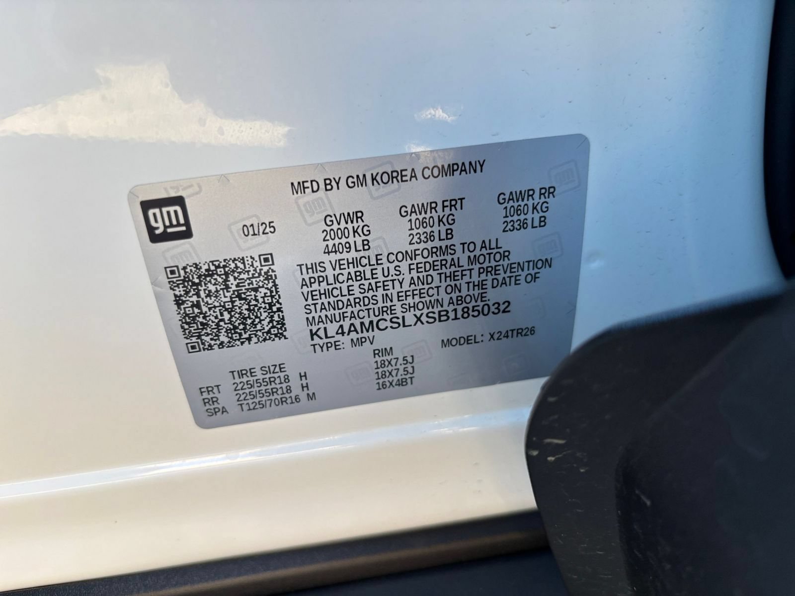 Used 2025 Buick Encore GX Preferred AWD/4WD image 29