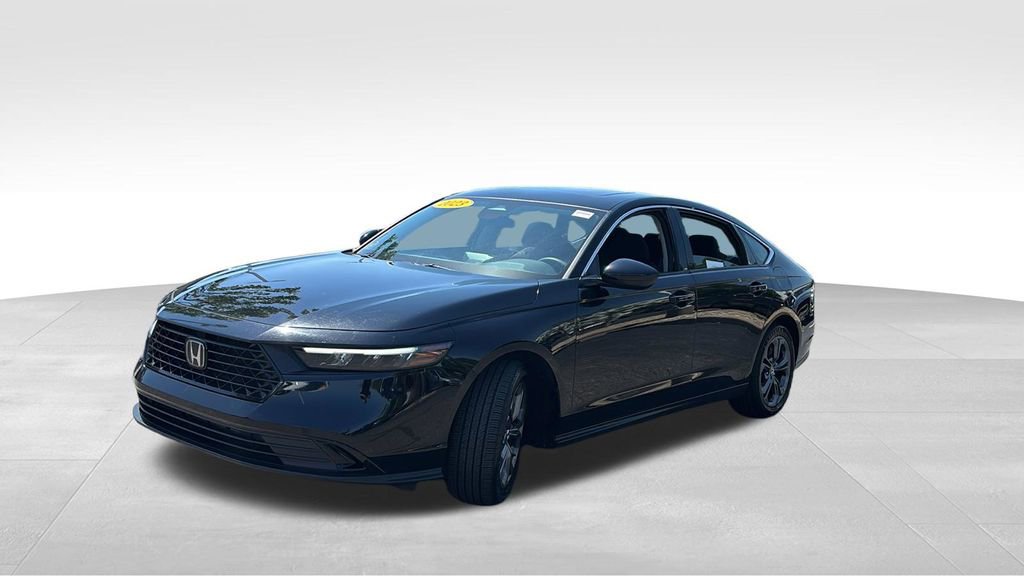 Used 2023 Honda Accord EX video 3