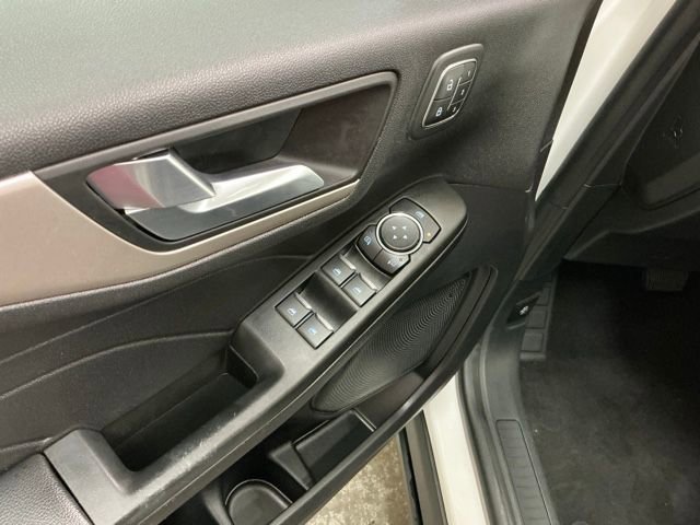 Used 2022 Ford Escape SEL w/ Technology Package FWD image 15