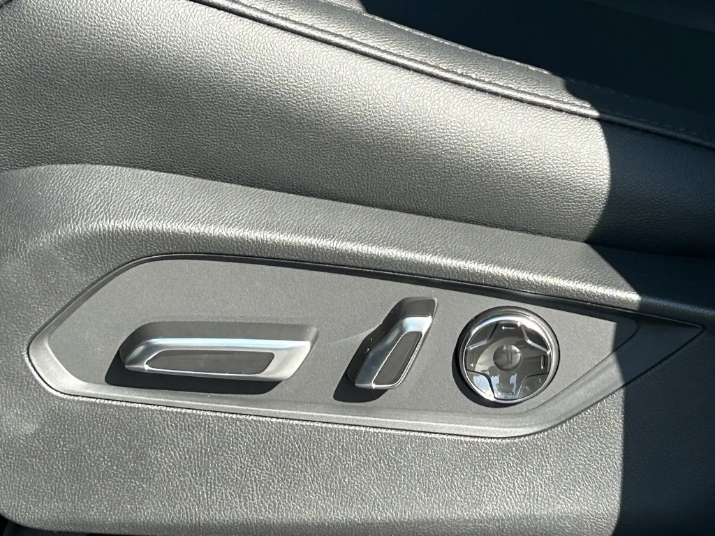 New 2026 Acura MDX SH-AWD image 10