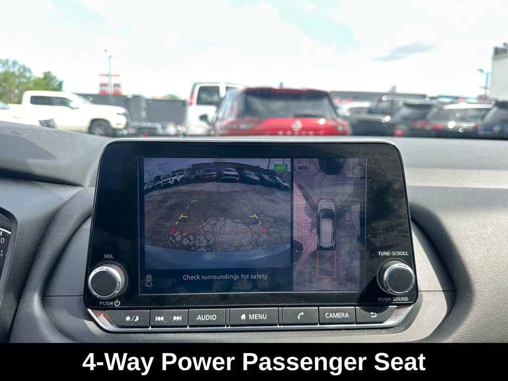 Used 2025 Nissan Rogue SV w/ Rock Creek Premium Package AWD/4WD image 15