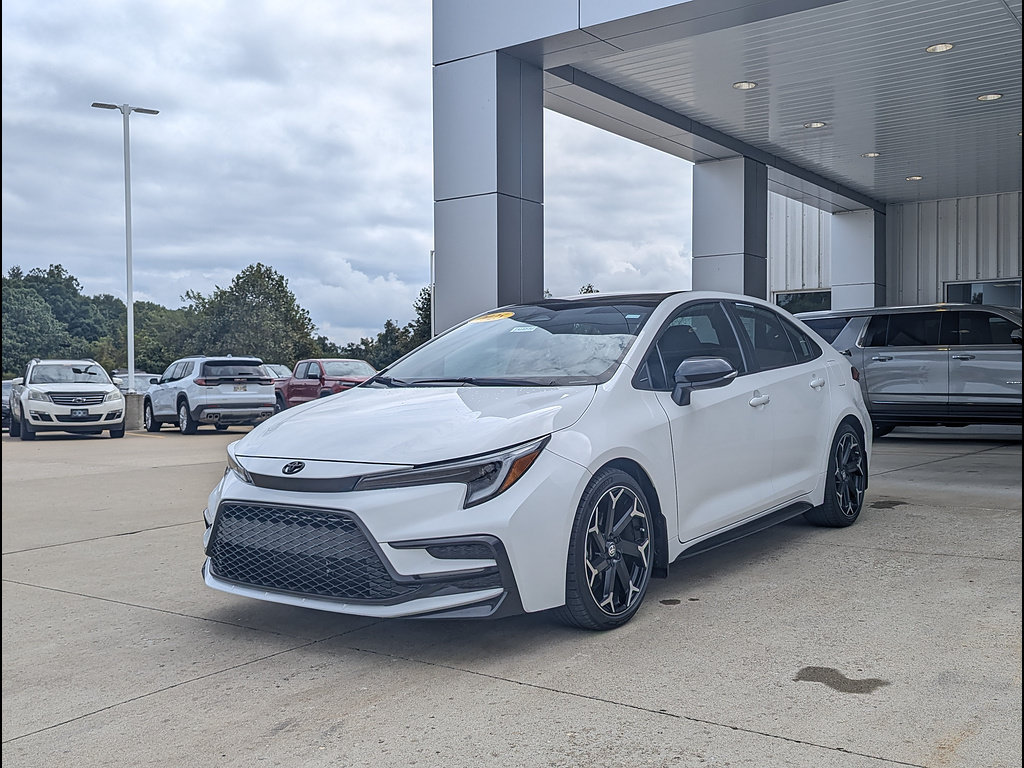 Used 2025 Toyota Corolla FX w/ Convenience Package FWD image 1