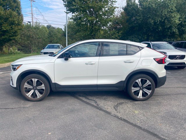 Used 2023 Volvo C40 Recharge Core AWD/4WD image 8