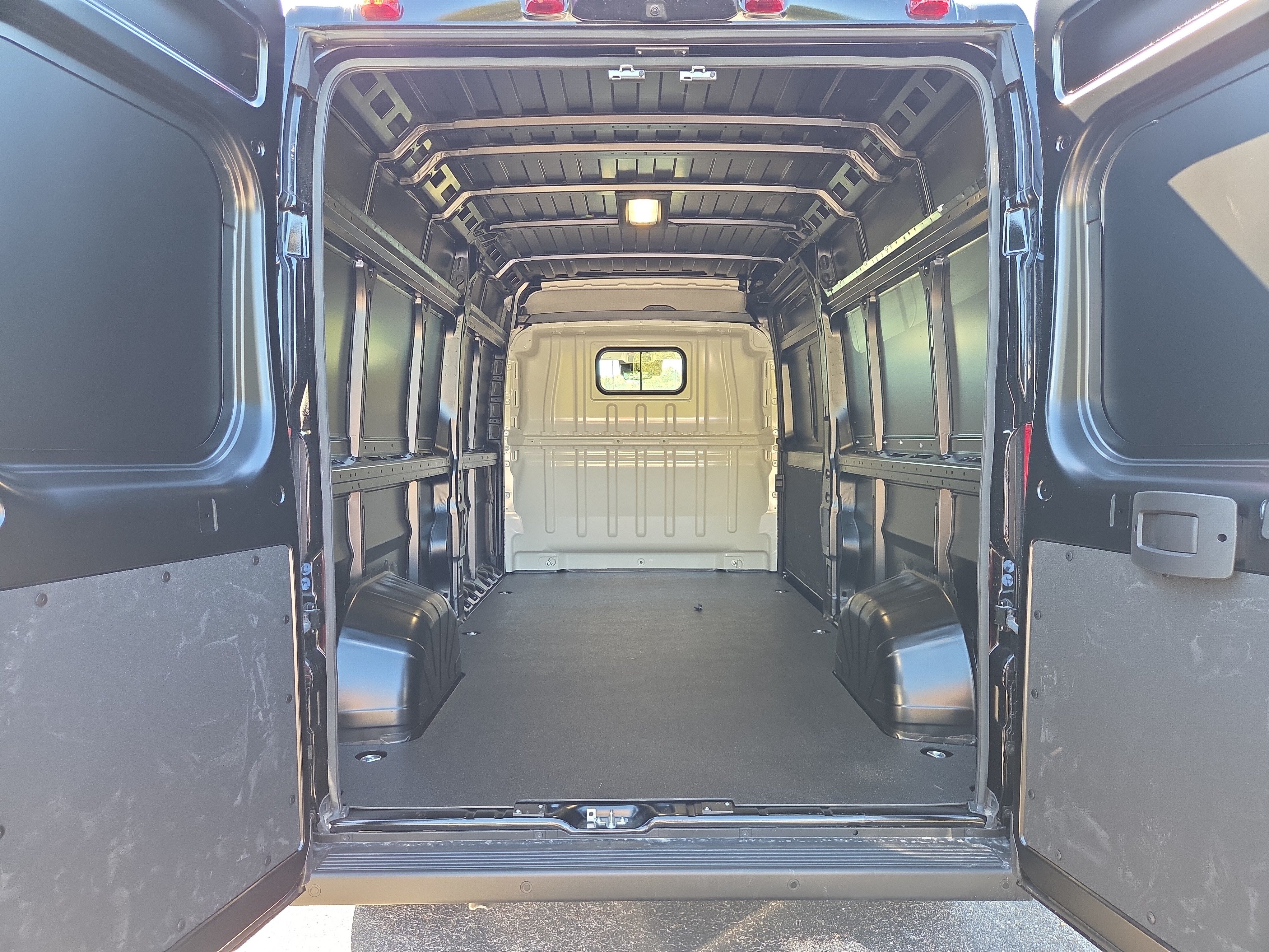 New 2027 RAM ProMaster 2500 w/ Safety Group FWD image 6