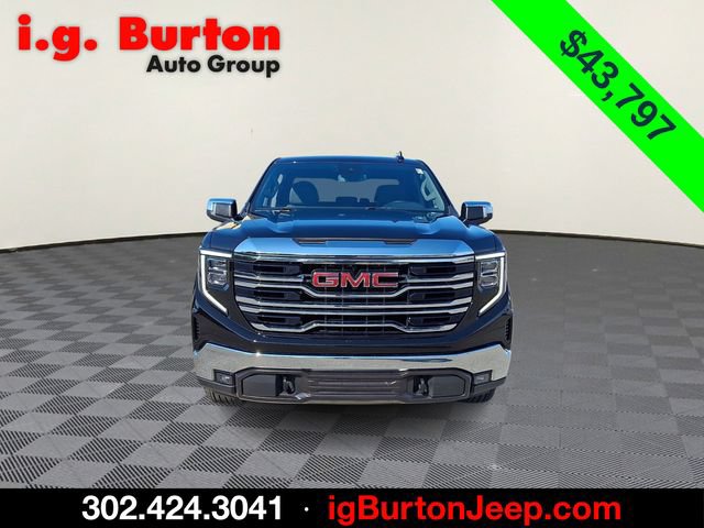 Used 2024 GMC Sierra 1500 SLT AWD/4WD image 2