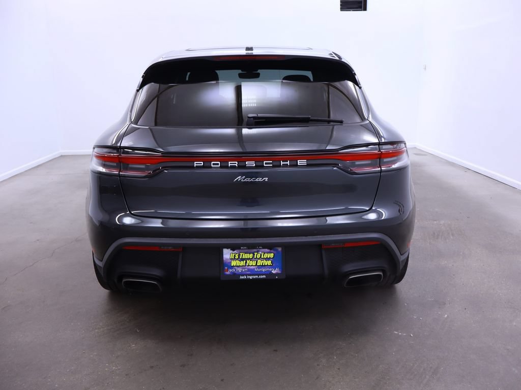Used 2024 Porsche Macan AWD/4WD image 6