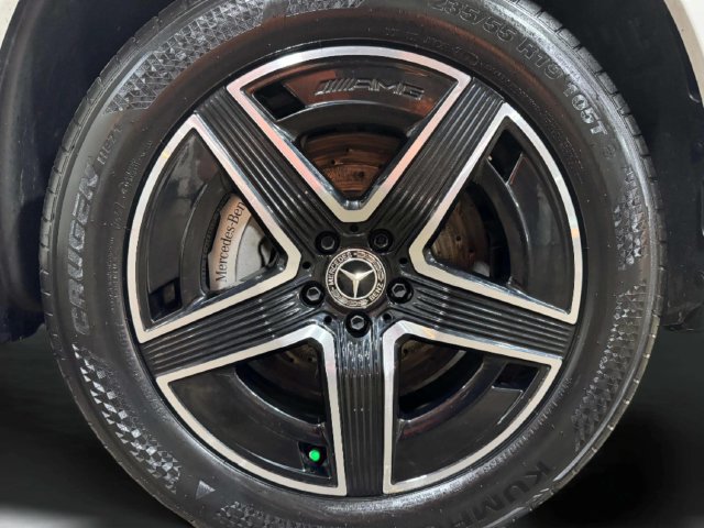 Used 2023 Mercedes-Benz GLC 300 4MATIC image 32