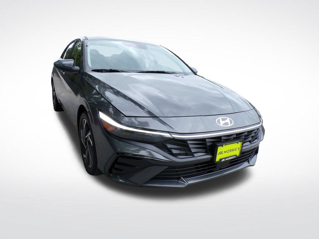 Certified 2025 Hyundai Elantra SEL FWD image 9