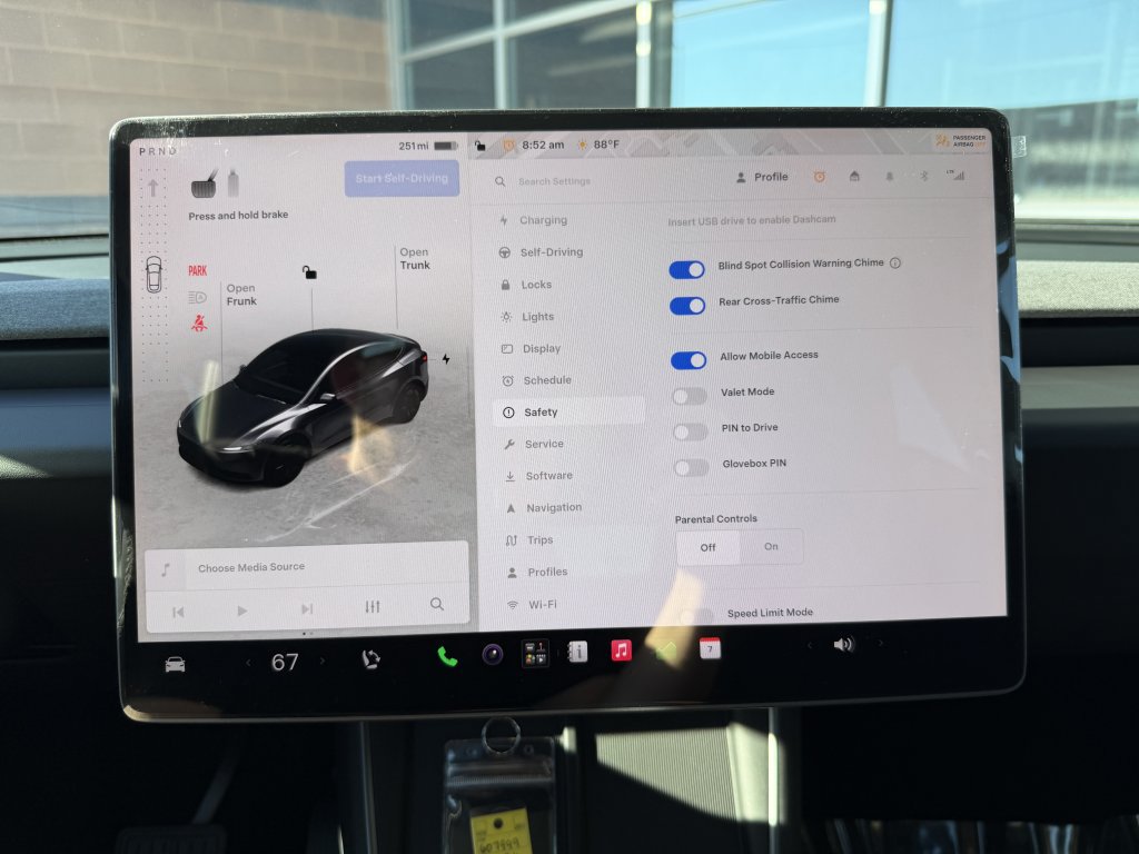 Used 2026 Tesla Model Y 2WD image 23