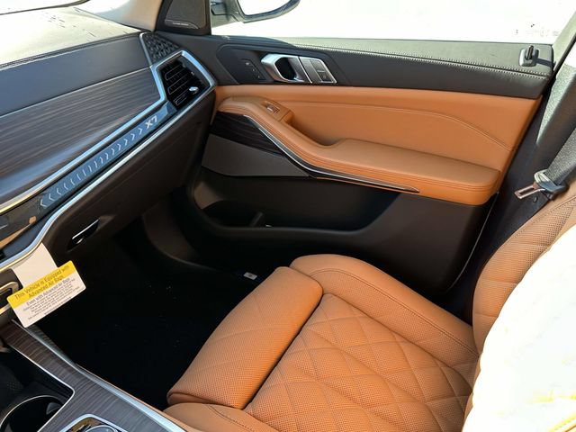 New 2027 BMW X7 xDrive40i AWD/4WD image 18