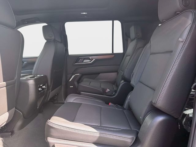 New 2026 GMC Yukon XL Denali w/ Sun & Power Step Package AWD/4WD image 13