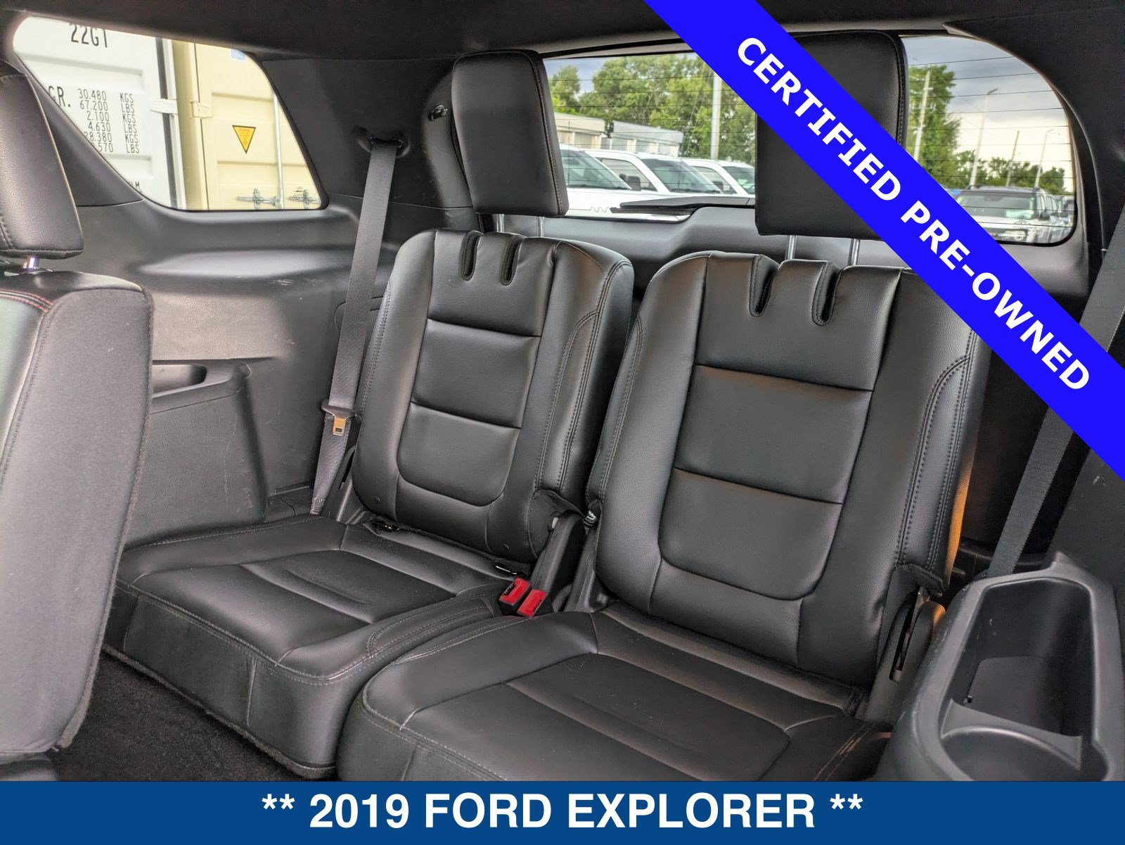 Certified 2019 Ford Explorer XLT w/ Equipment Group 202A FWD image 17