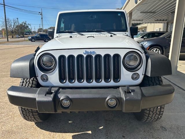 Used 2016 Jeep Wrangler Unlimited Rubicon w/ Connectivity Group image 6