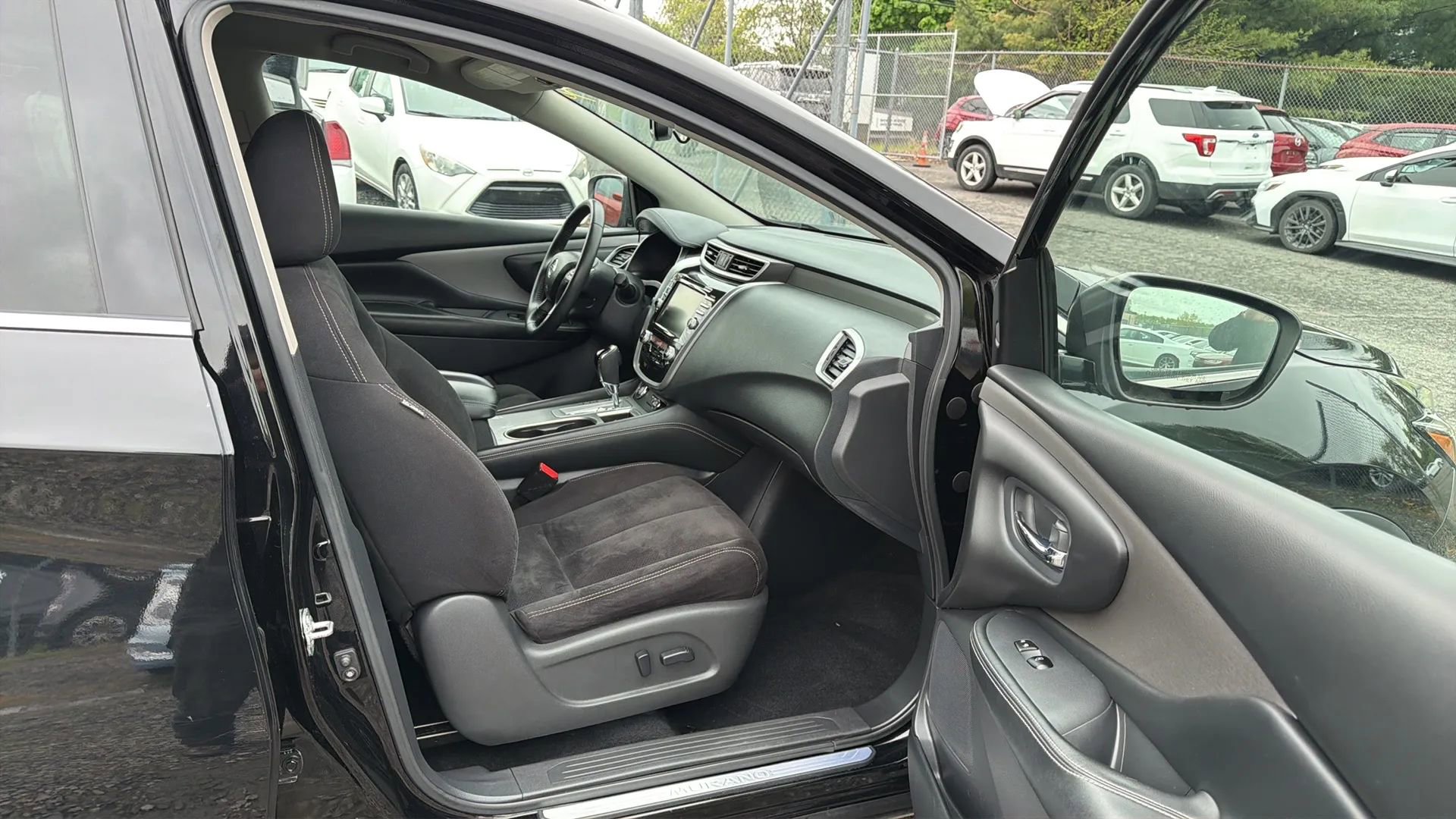 Used 2020 Nissan Murano SV AWD/4WD image 25