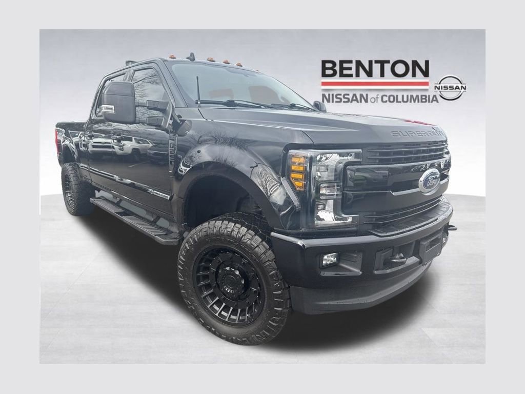Used 2019 Ford F250 Lariat image 1