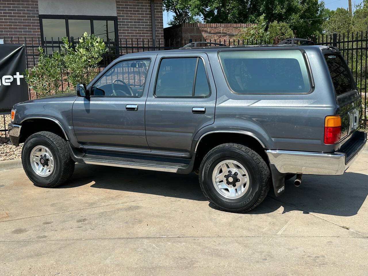 Used 1993 Toyota 4Runner SR5 AWD/4WD image 8