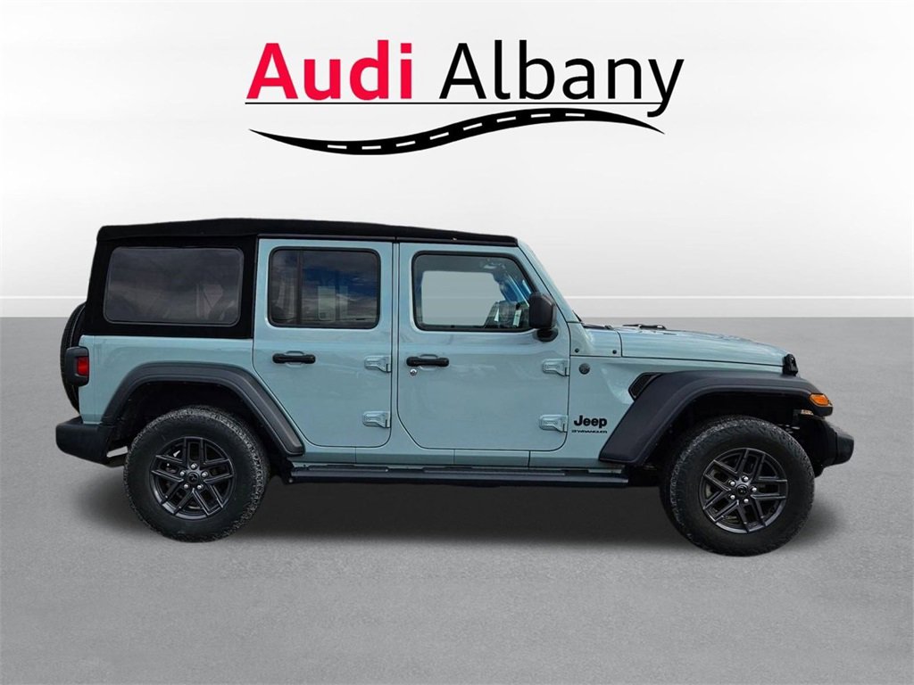 Used 2024 Jeep Wrangler Sport S image 3