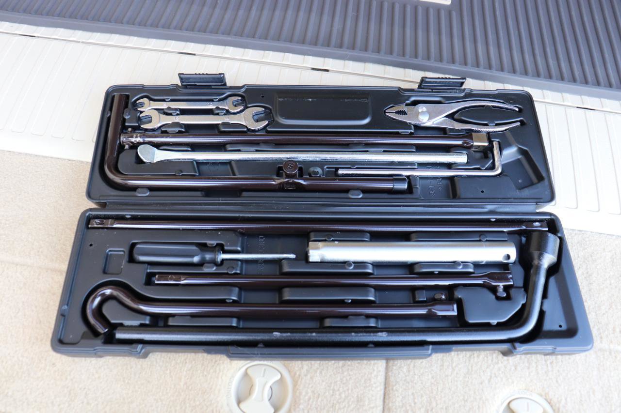 Used 2014 Lexus LX 570 4WD image 83