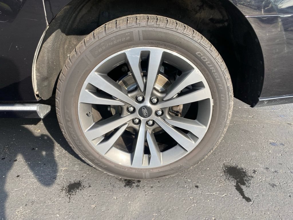 Used 2021 Ford Expedition Max Platinum AWD/4WD image 16