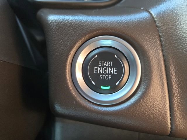 Used 2024 Chevrolet Tahoe LT w/ LT Signature Plus Package AWD/4WD image 22