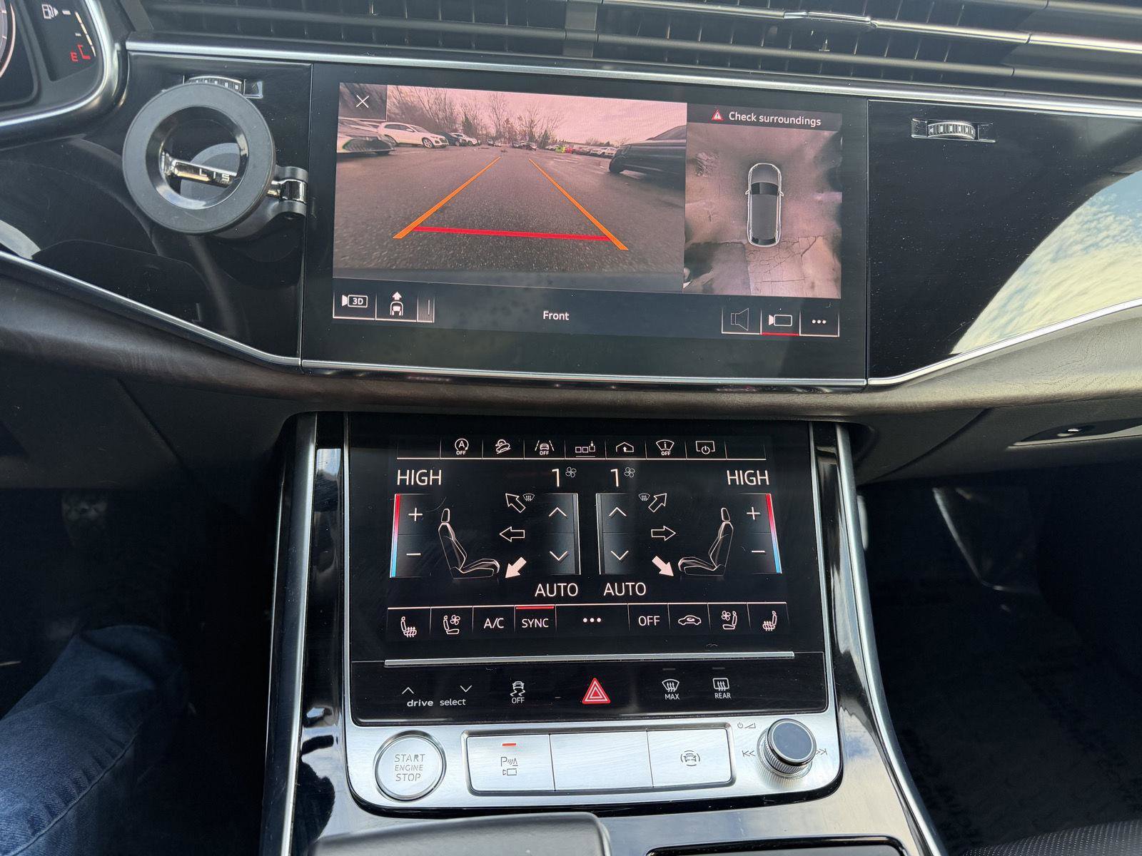 Used 2019 Audi Q8 Prestige w/ Luxury Package image 16