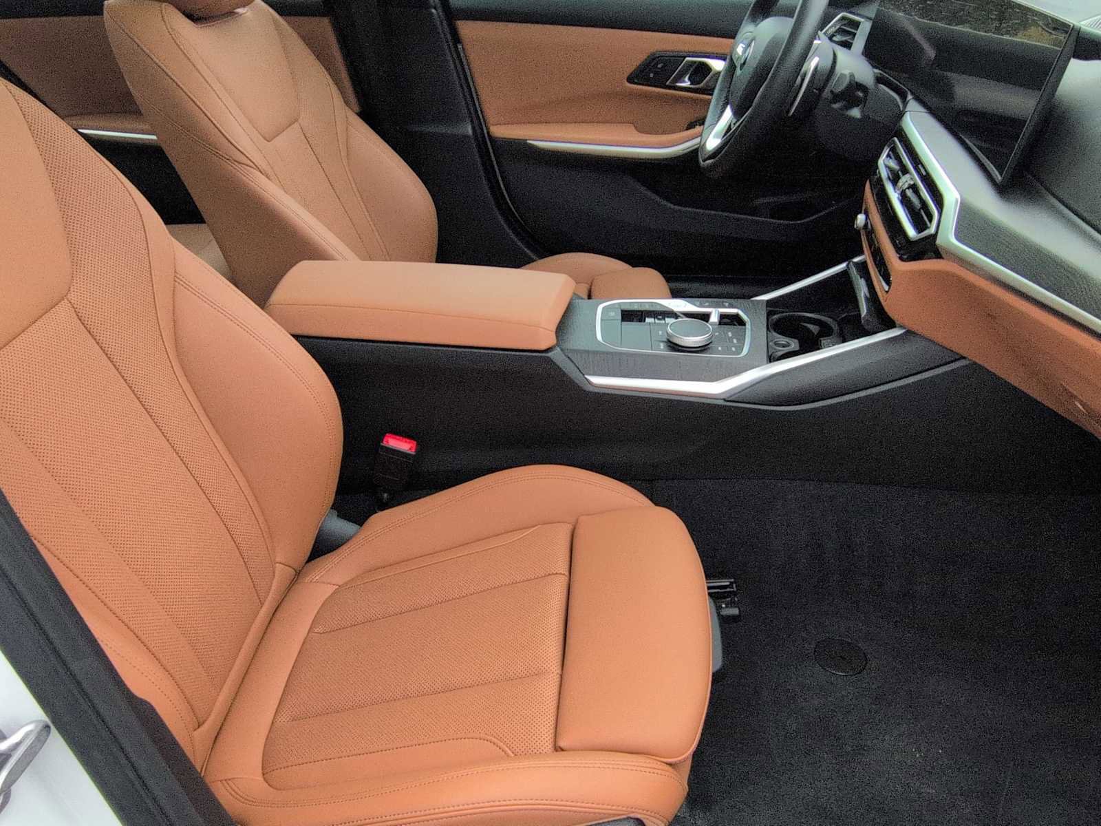 Used 2024 BMW 330i xDrive 330i xDrive w/ Convenience Package image 30