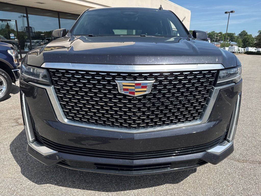 Used 2022 Cadillac Escalade Premium Luxury AWD/4WD image 10