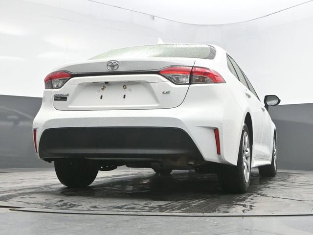 Used 2023 Toyota Corolla LE w/ Carpet Mat Package (TMS) FWD image 39