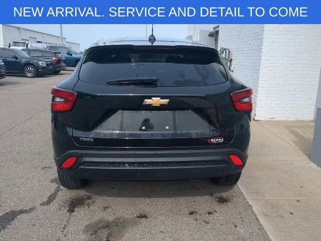 Certified 2024 Chevrolet Trax LS FWD image 5