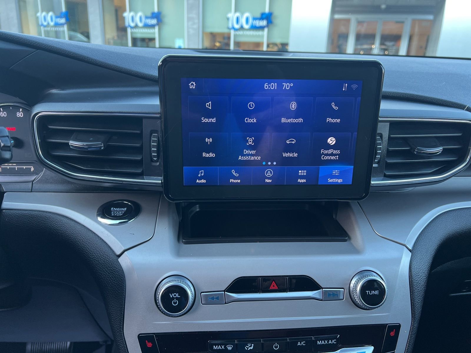 Used 2022 Ford Explorer XLT w/ Equipment Group 202A image 31