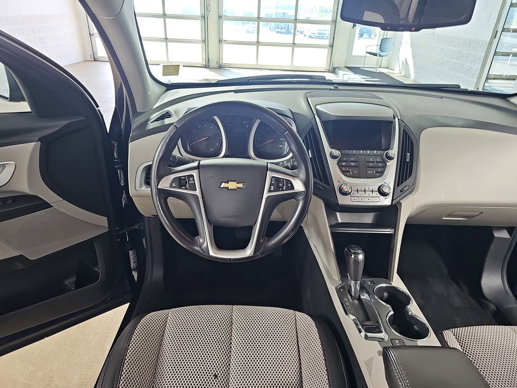 Used 2017 Chevrolet Equinox LT w/ Convenience Package FWD image 19