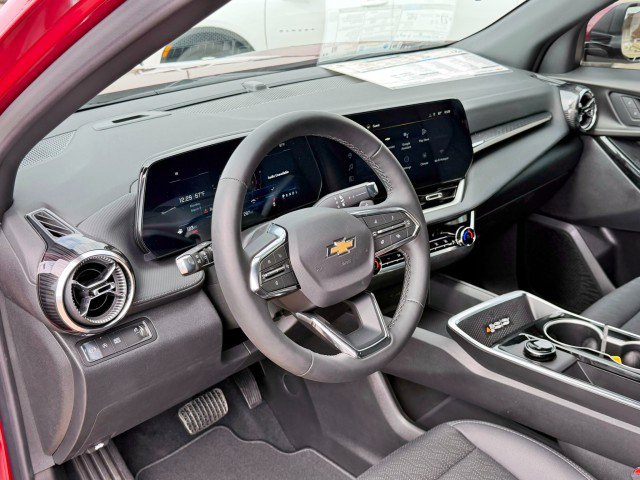 New 2026 Chevrolet Equinox LT w/ Convenience Package II image 15