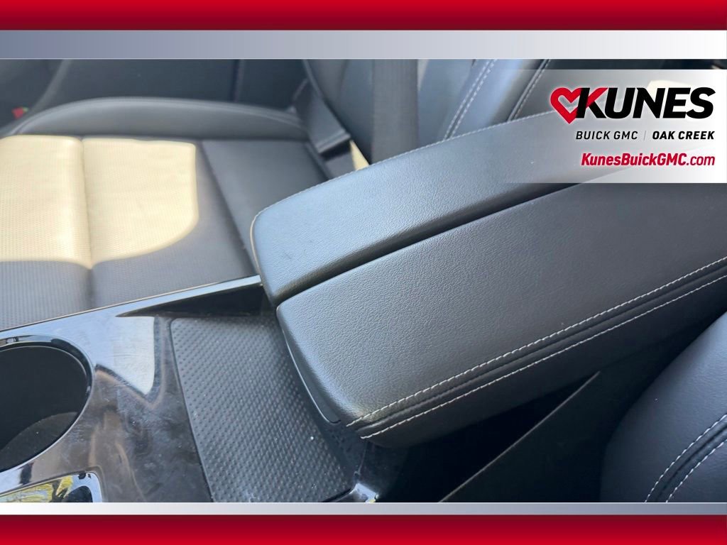 Used 2024 Buick Envision Preferred AWD/4WD image 19