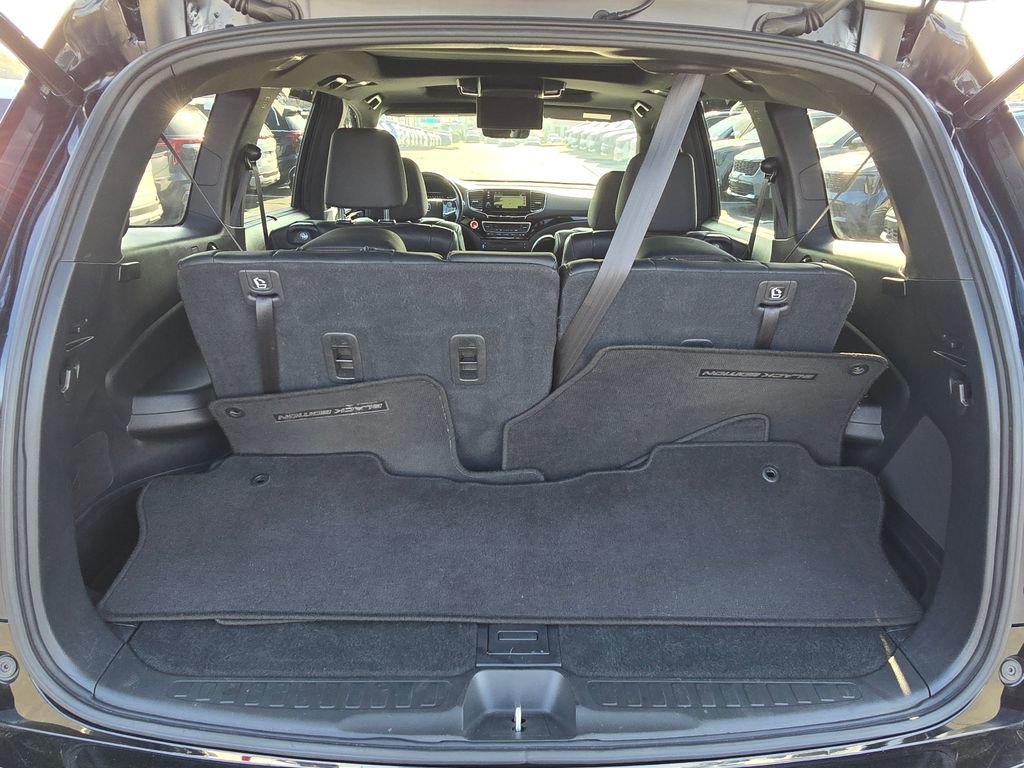 Used 2020 Honda Pilot Black Edition image 18