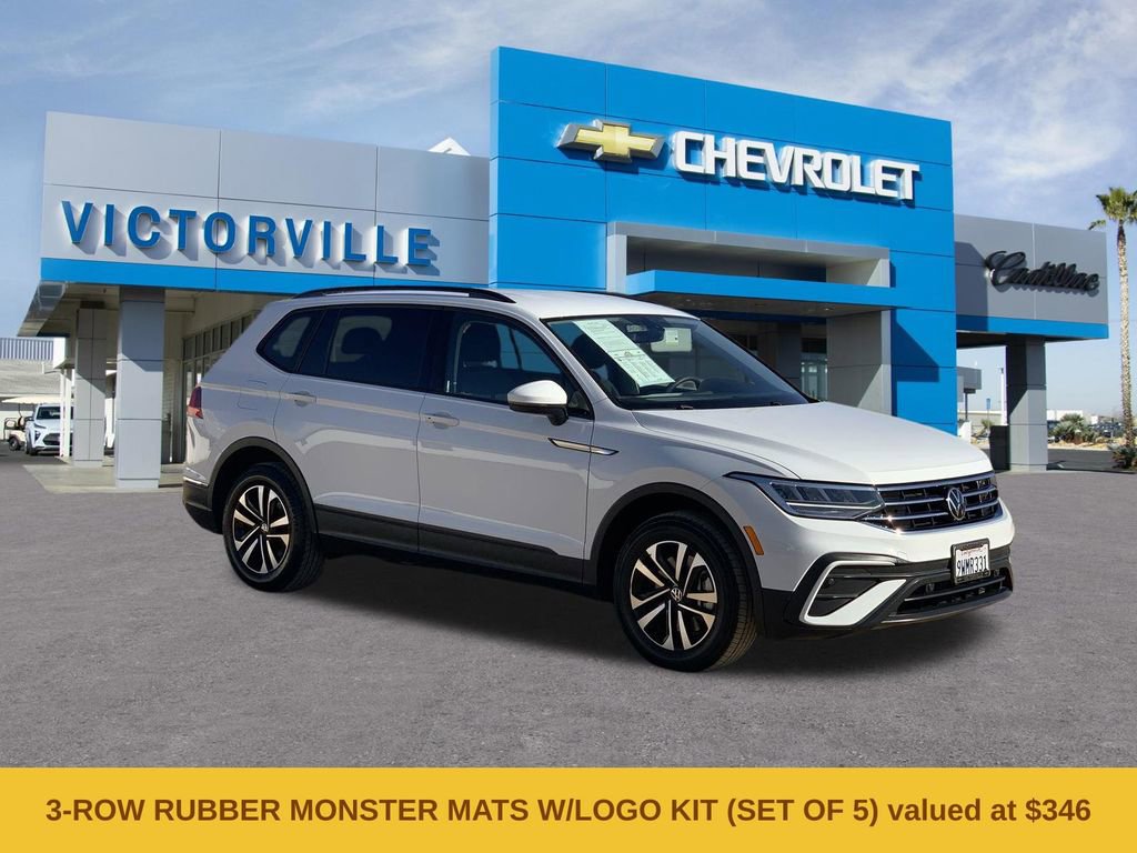 Used 2023 Volkswagen Tiguan S FWD image 3