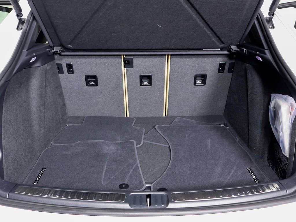 Used 2026 Porsche Macan S image 12