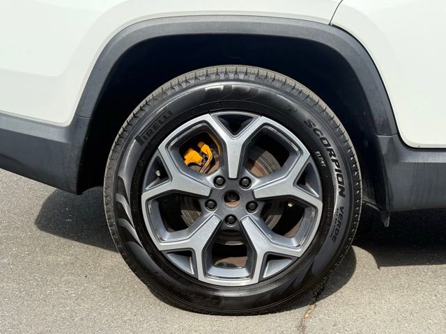 Used 2022 Rivian R1T Adventure image 23