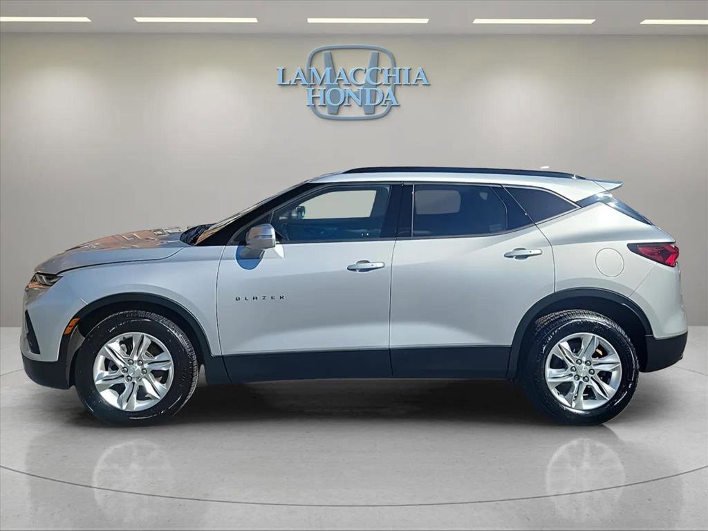 Used 2019 Chevrolet Blazer LT image 2
