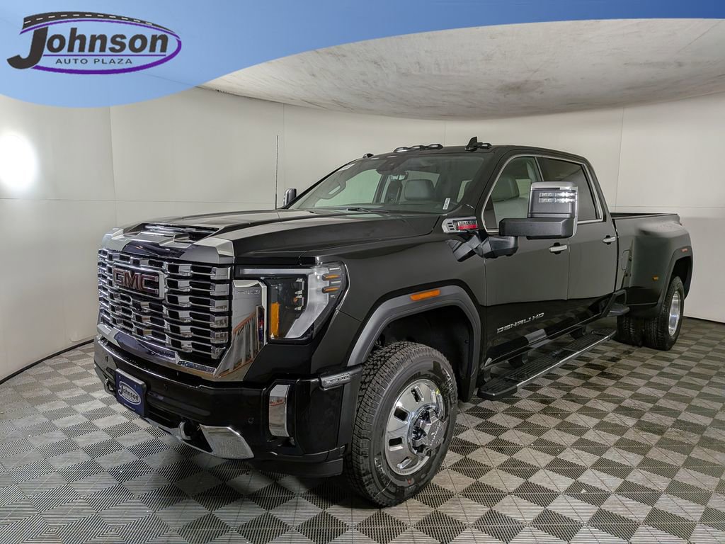 New 2026 GMC Sierra 3500 Denali w/ Denali Reserve Package