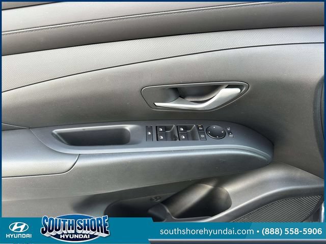 Certified 2025 Hyundai Tucson SE AWD/4WD image 19