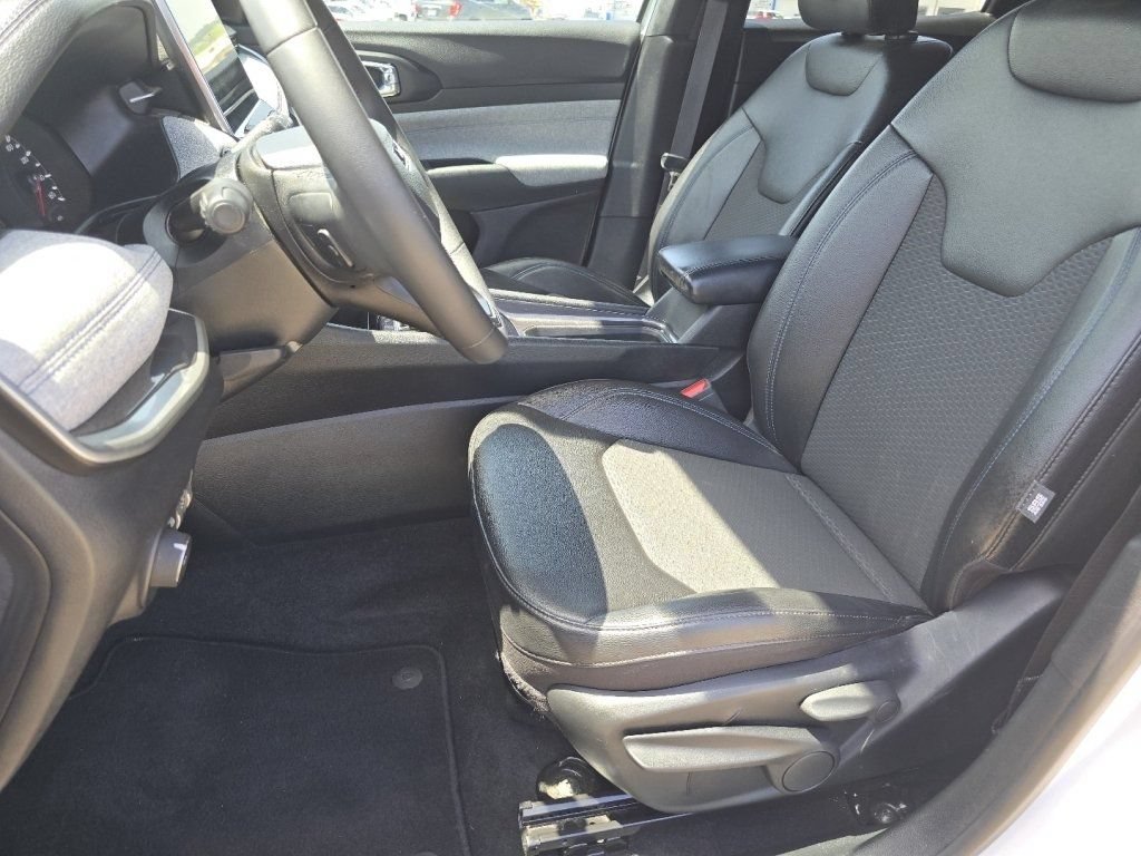 Used 2024 Jeep Compass Latitude AWD/4WD image 22