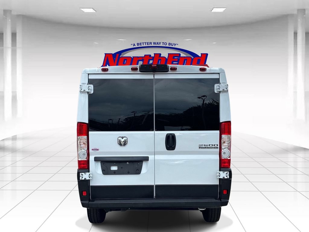 Used 2025 RAM ProMaster 2500 w/ U-Haul Equipment Group FWD image 6
