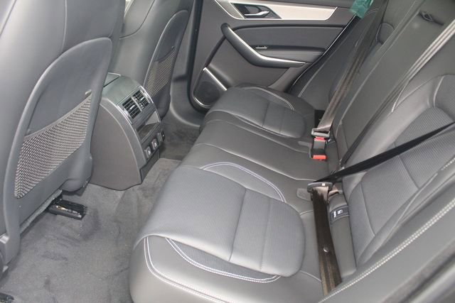 New 2026 Jaguar F-PACE R-Dynamic S image 5