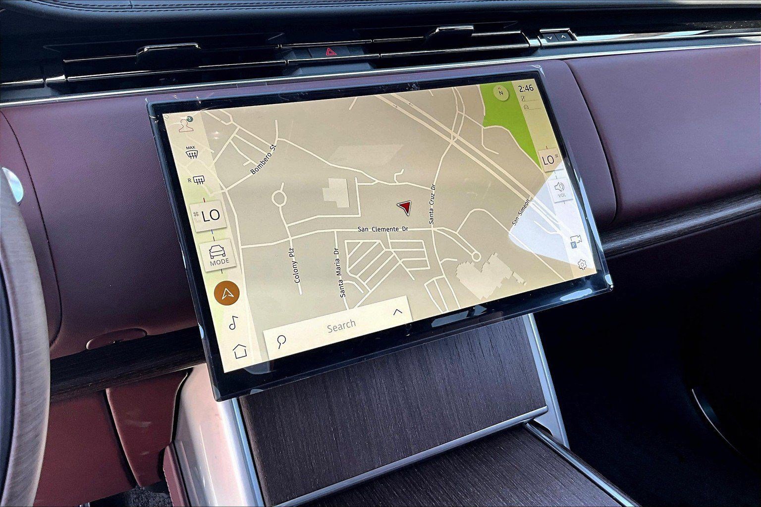 New 2025 Land Rover Range Rover SE image 11