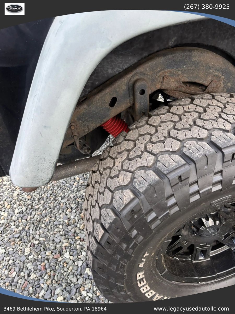 Used 2006 Jeep Wrangler X image 30