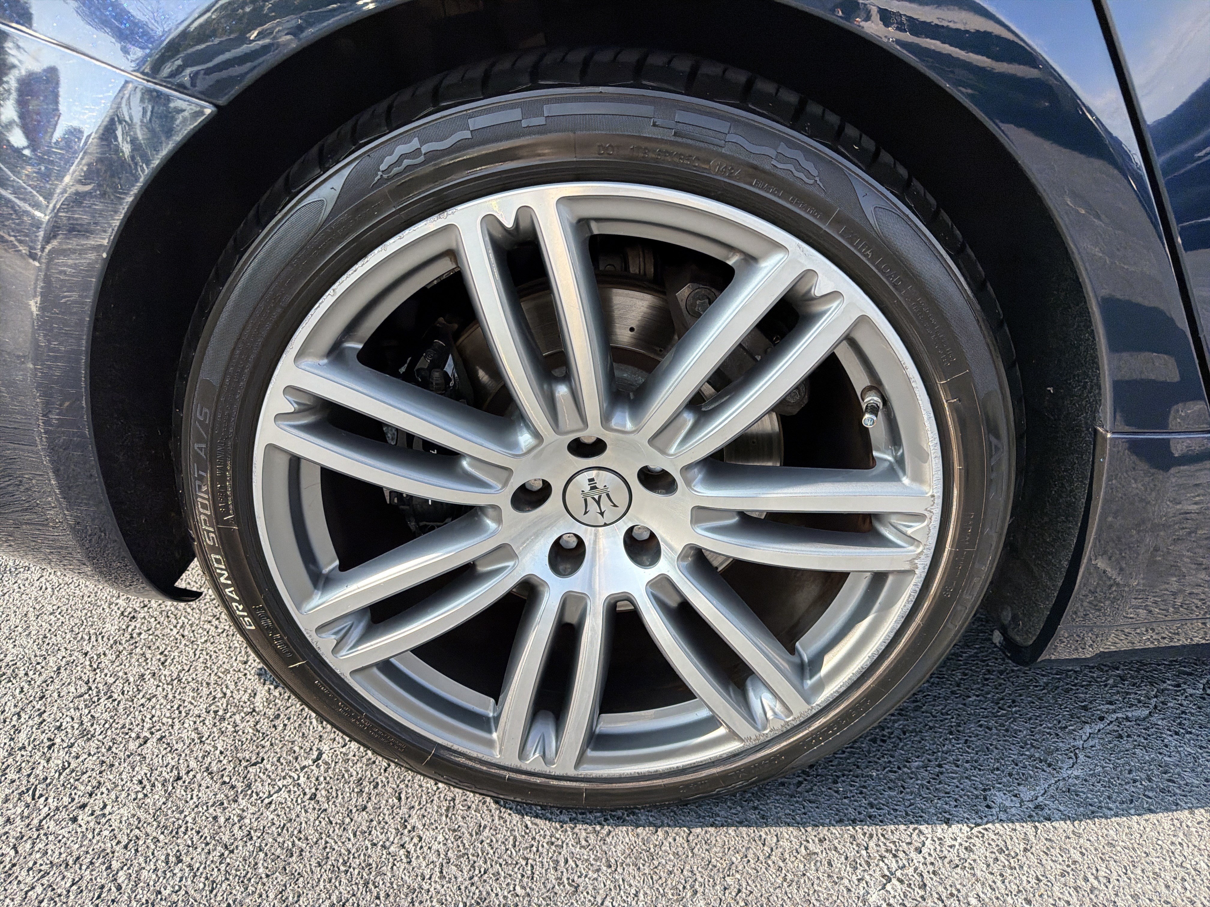 Used 2022 Maserati Ghibli Modena RWD image 31